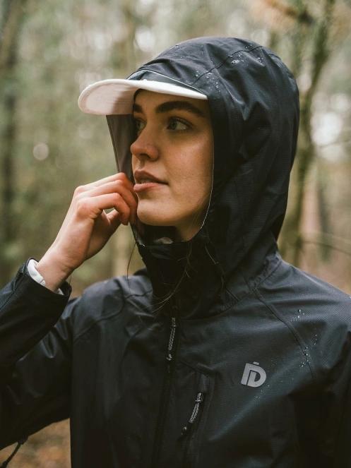 Fundango Piora Waterproof Jacket damen regenmantel Schwarz 13